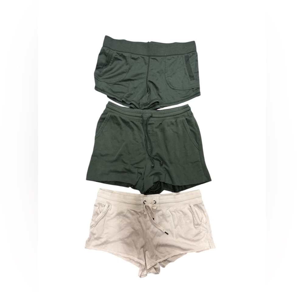 Lot of 3 pairs of women’s sleep shorts